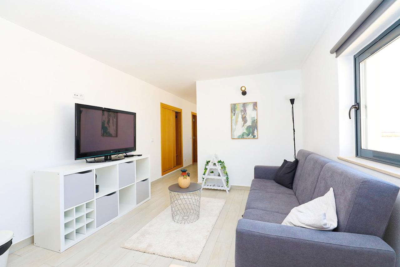 A62 - Cul De Sac Apartment In Lagos Exterior photo